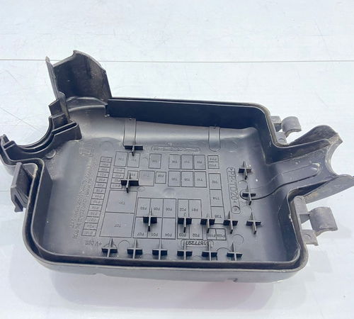Tampa Caixa Fusivel Fiat Punto 2008/2018