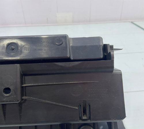 Moldura Porta-luvas Fiat Punto 2008/2018