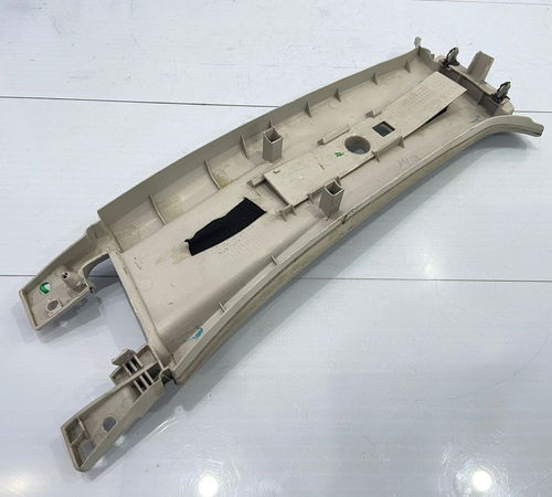 Acabamento Coluna Central Direita Fiat Punto 2008/2018