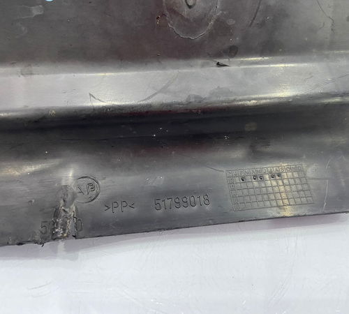 Defletor De Ar Radiador Fiat Punto 2008/2018