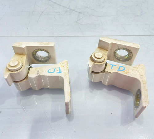 Dobradiça Porta Traseira Direita Volkswagen Up 2014/2019