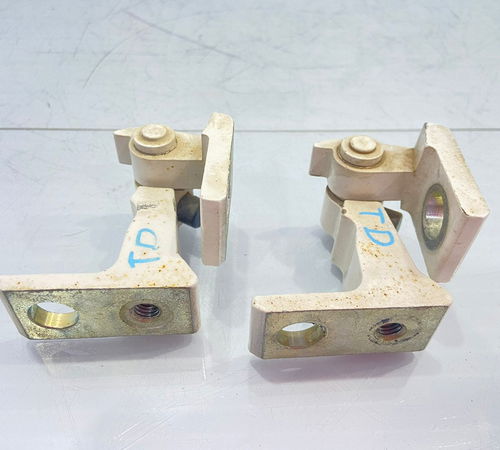 Dobradiça Porta Traseira Direita Volkswagen Up 2014/2019