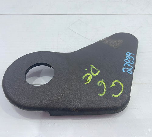 Moldura Banco Dianteiro Esquerdo Volkswagen G5/g6/g7