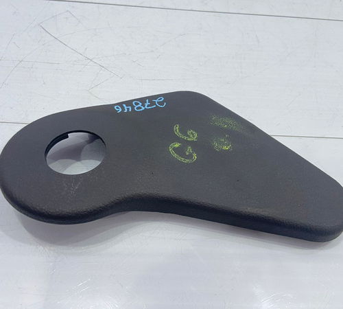 Moldura Banco Dianteiro Direito Volkswagen G5/g6/g7 13/2016