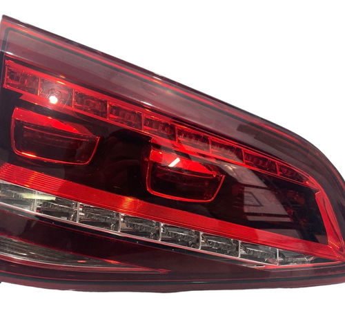 Lanterna Tampa Traseira Esquerda Vw Golf...
