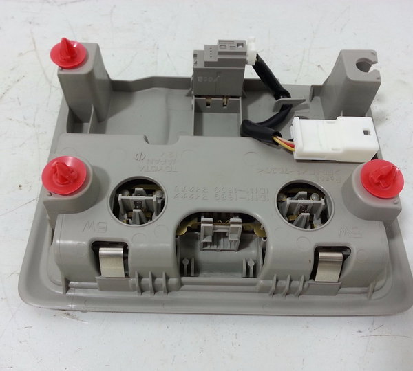 Luz De Teto Cortesia Toyota Rav4 2013 A 2015 - Original