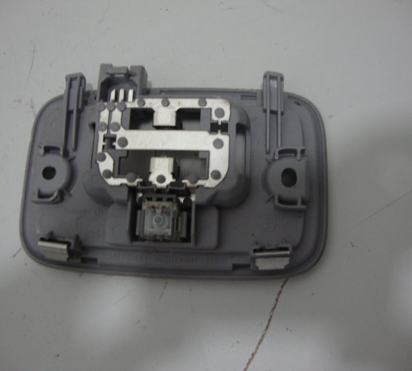 Luz De Teto Traseira Hyundai Hb20 2012-usado
