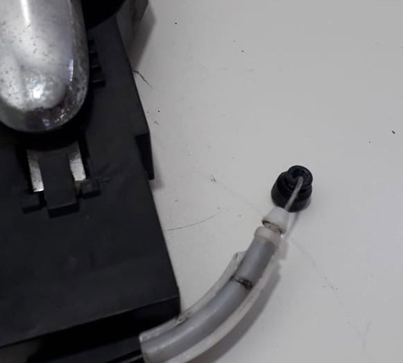 Maçaneta Porta Dianteira Direita Nissan Versa 2012-usado