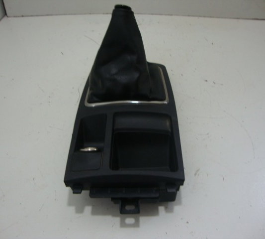 Console Da Marcha Com Tomada 12 Volts Mitsubishi Lancer 2014