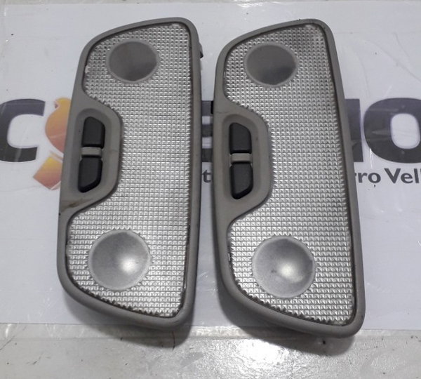 Luz De Teto Traseiro Volvo Xc90 2.5 4x4 2005 - Par-usado