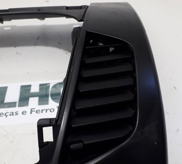 Moldura Central Do Painel Mitsubishi Triton 3.2 2010-usado