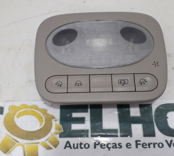 Luz Cortesia Do Teto Central Chery Cielo 1.6 - 2010