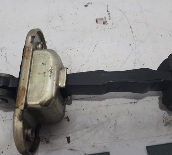 Limitador Porta Traseira Direita Chery Qq 1.1 2011