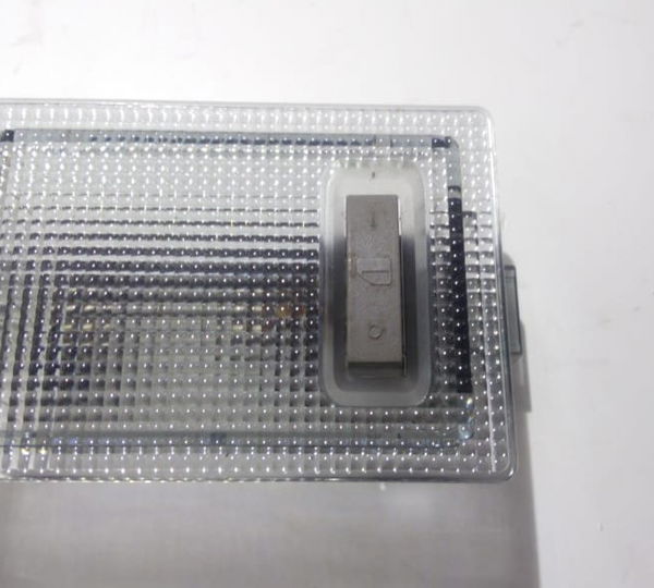 Luz De Teto Cortesia Traseira Spin 2016