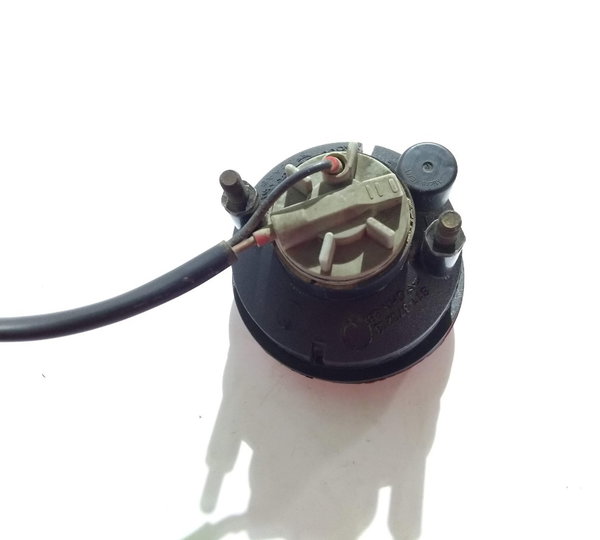 Lanterna Parachoque Traseiro Chery Qq 2015