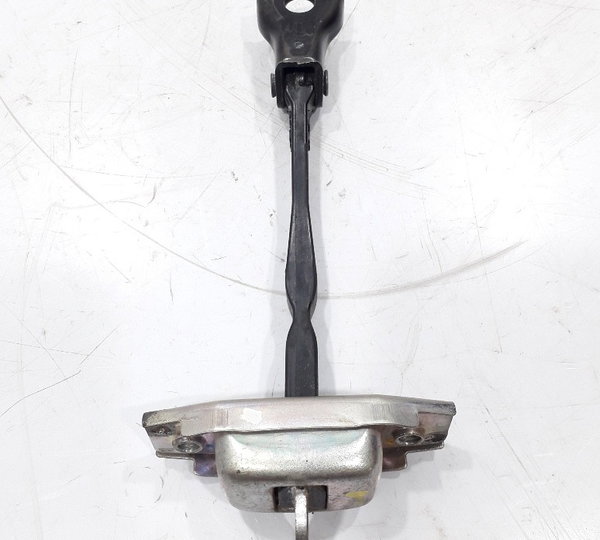 Limitador De Porta Traseira Esquerda Corolla 2013 - Usado