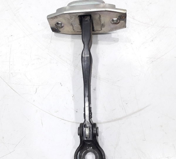 Limitador De Porta Traseira Esquerda Corolla 2013 - Usado