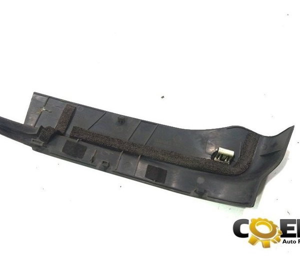 Acabamento Porta Traseira Esq Honda Hrv 2016 (541) 72980-t7t