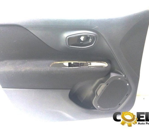 Forro Porta Dianteiro Esquerdo Jeep Renegade 2016 Preto