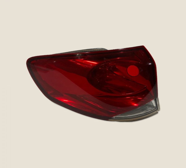 Lanterna Traseira Esq. Carroceria Palio Trekking 2012 (3487)