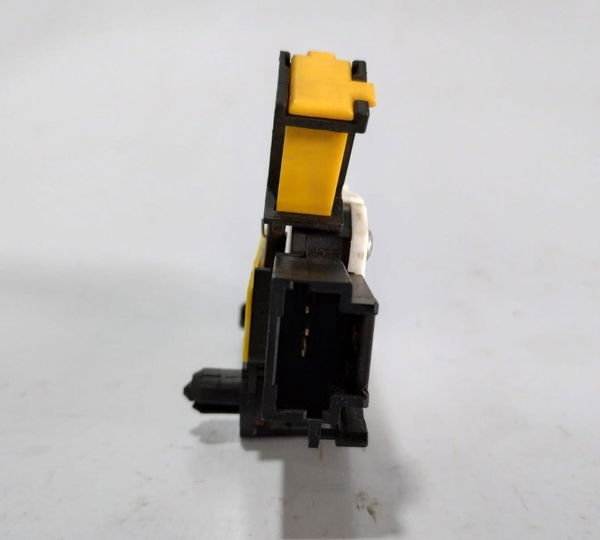 Sensor Posição Pedal Embreagem Uno 2017