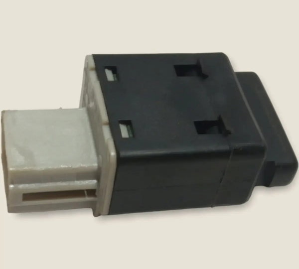 Botão Comando Trava Vidros Vw Fox 2012/13 (g)