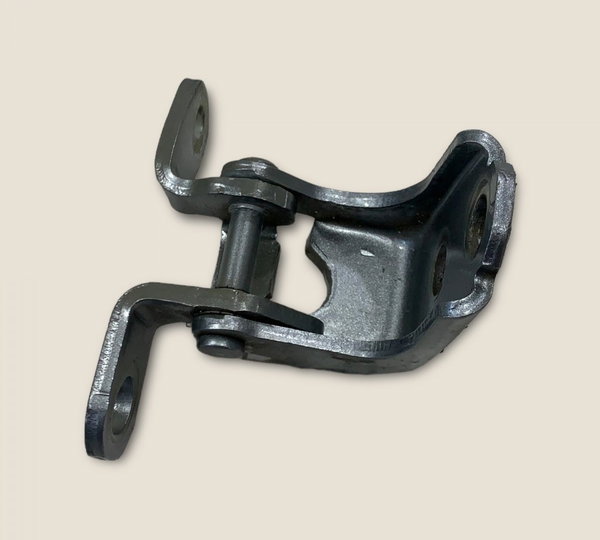 Dobradiça Tras. Esq. Inferior Honda Fit 1.5 Ex 2020 (a)