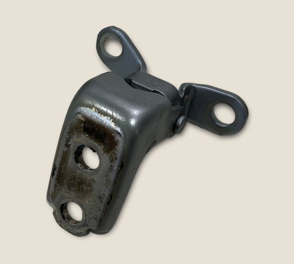 Dobradiça Tras. Esq. Inferior Honda Fit 1.5 Ex 2020 (a)