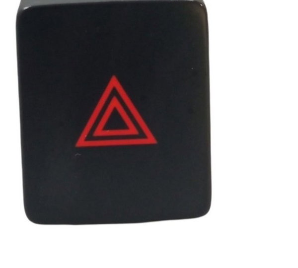 Botão Pisca Alerta Nissan March 2015