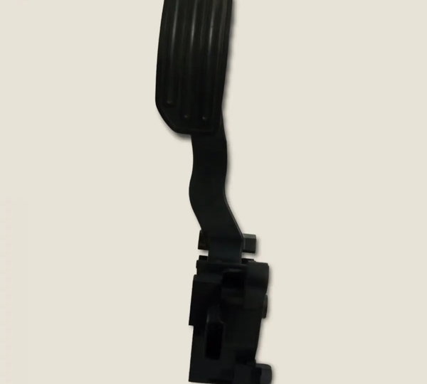 Pedal Acelerador Eletronico Nissan March 1.6 Sv 2013/13 (g)