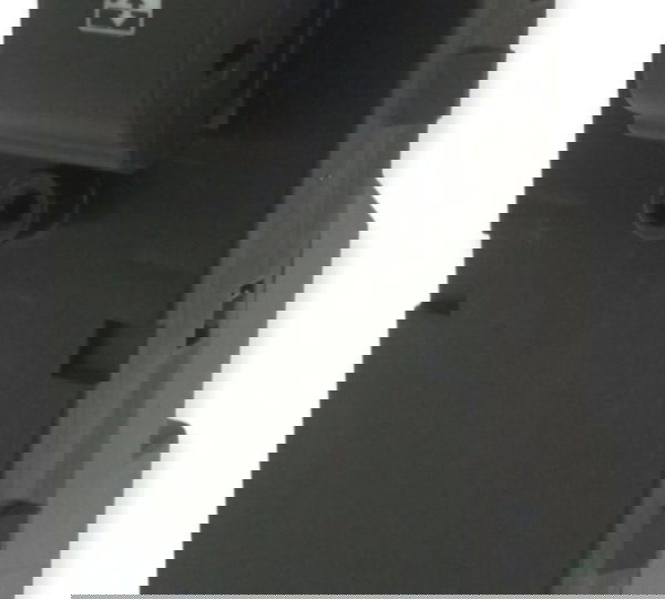 Botão Interruptor Vidro Diant Direito Gm Onix 2019 (g)