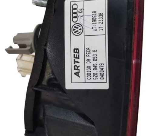 Lanterna Tampa Traseira Lado Esquerdo Vw Fox 2019 Esquerdo