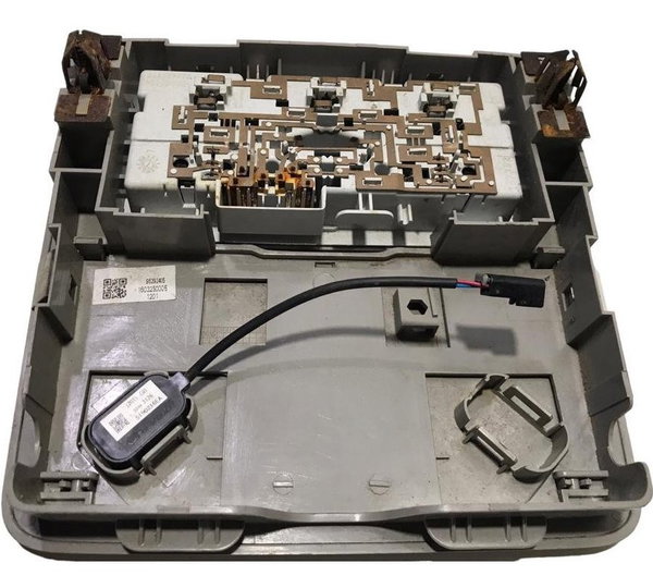 Lanterna Luz Teto Cortesia Chevrolet Cruze 316627975 Lt179