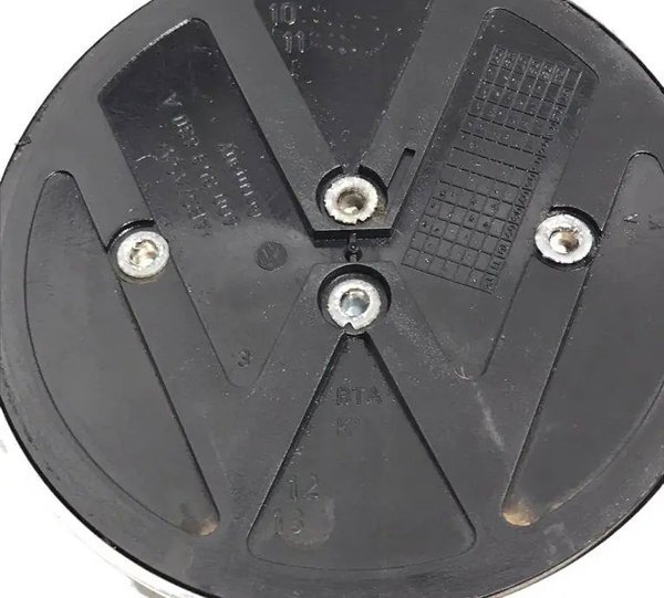 Emblema Tampa Traseira Vw Gol/fox/polo/golf-6q0853630a-orig.