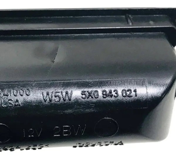 Luz De Placa Vw Gol/saveiro/parati/golf/foxg4/g5/g6/g7 02/11