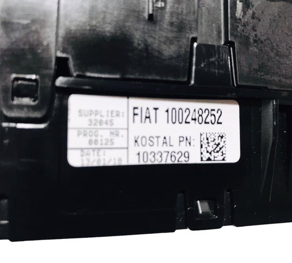 Comando Alerta/trava/desembaçador Fiat Argo Drive 2017/2020