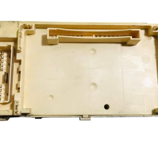 Caixa Fusivel Mitsubishi Galant 2.0 1997
