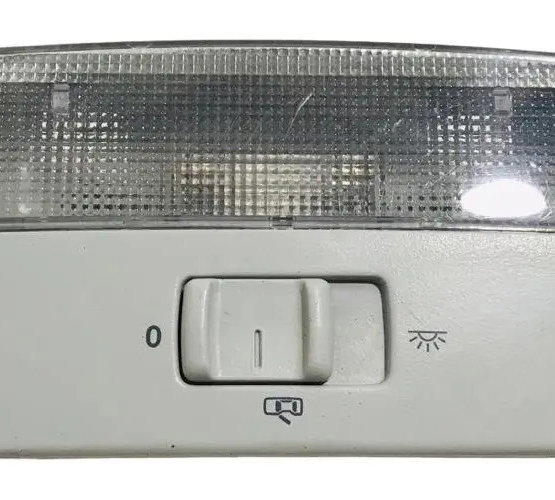Luz Cortesia Teto Vw Gol Saveiro Voyage Fox G5 A G7 2008/16