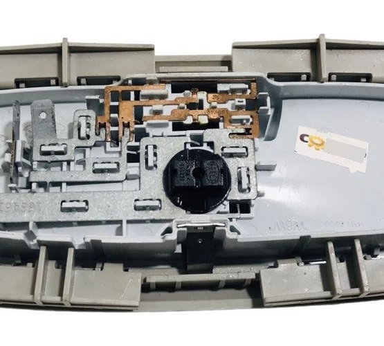 Luz Cortesia Ford Focus 2011 -usado