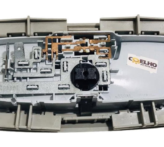 Luz Cortesia Ford Focus 2011 -usado