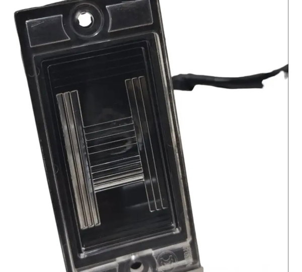 Luz Placa Lado Direito Kia Sportage 2010