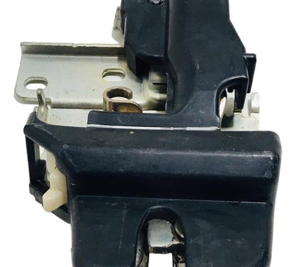 Fechadura Da Tampa Traseira Mitsubshi Galant 1997/99