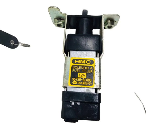 Trava Portinhola Tanque Hyundai Azera V6 2011 957203l000
