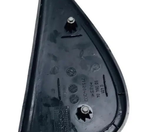 Acabamento Externo Tras Direito Fiat Palio 96/2004 715284000
