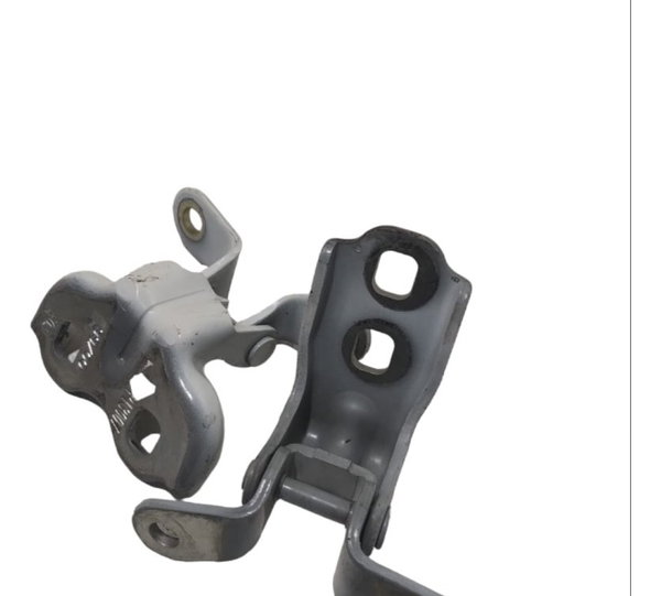 Dobradiça Porta Dianteira Direito Chevrolet Spin 2013