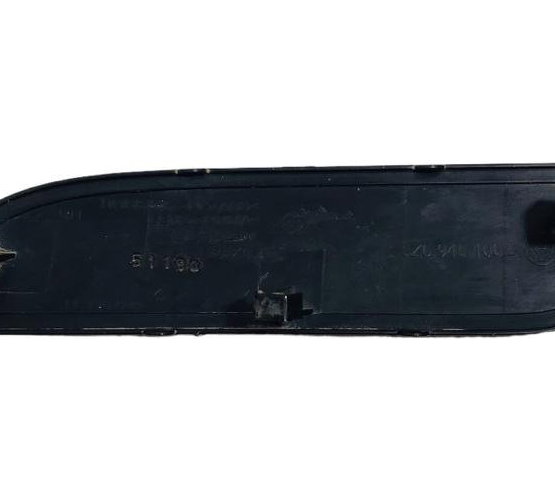 Olho De Gato Refletor Parachoque Traseiro Vw Fox 1.0  2016
