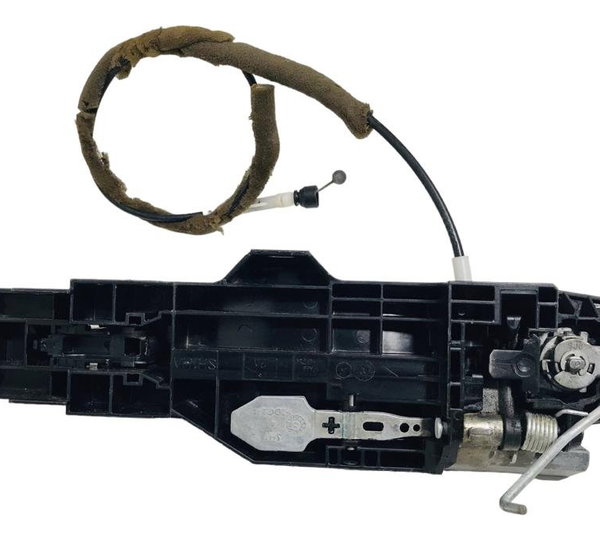 Maçaneta Externa Porta D.esquerda Nissan Versa 2015 Usada
