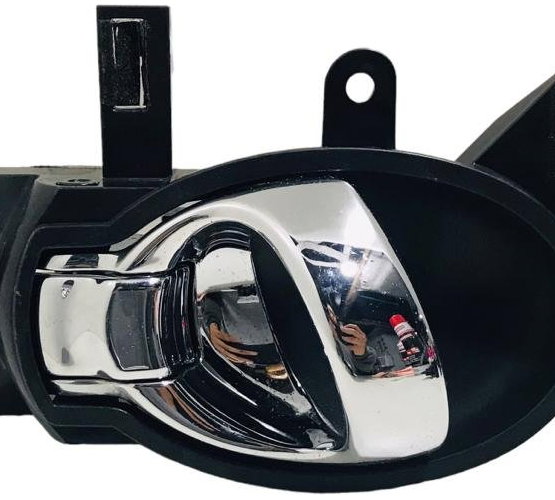 Maçaneta Interna Direito Nissan March / Versa 2011/18 Usada Original Foto
