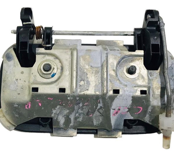 Maçaneta Externa Porta Esquerda Gm Corsa Classic 97/12 Usado