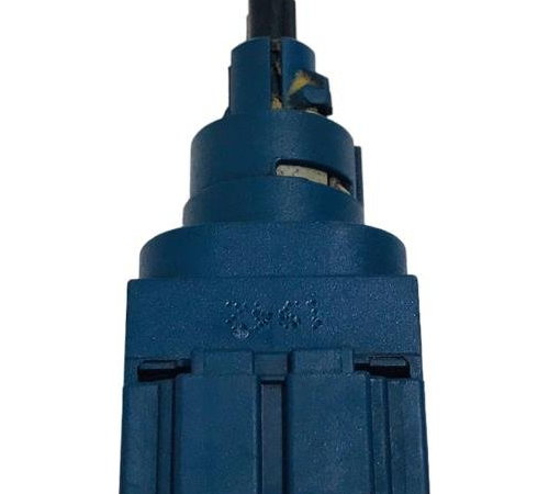 Interruptor Pedal Embreagem Vw Gol Fox Polo Saveiro Voyage I